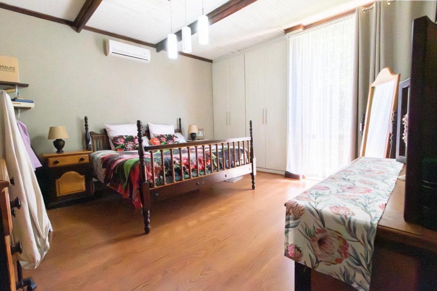 5 Bedroom Property for Sale in Protea Park North West